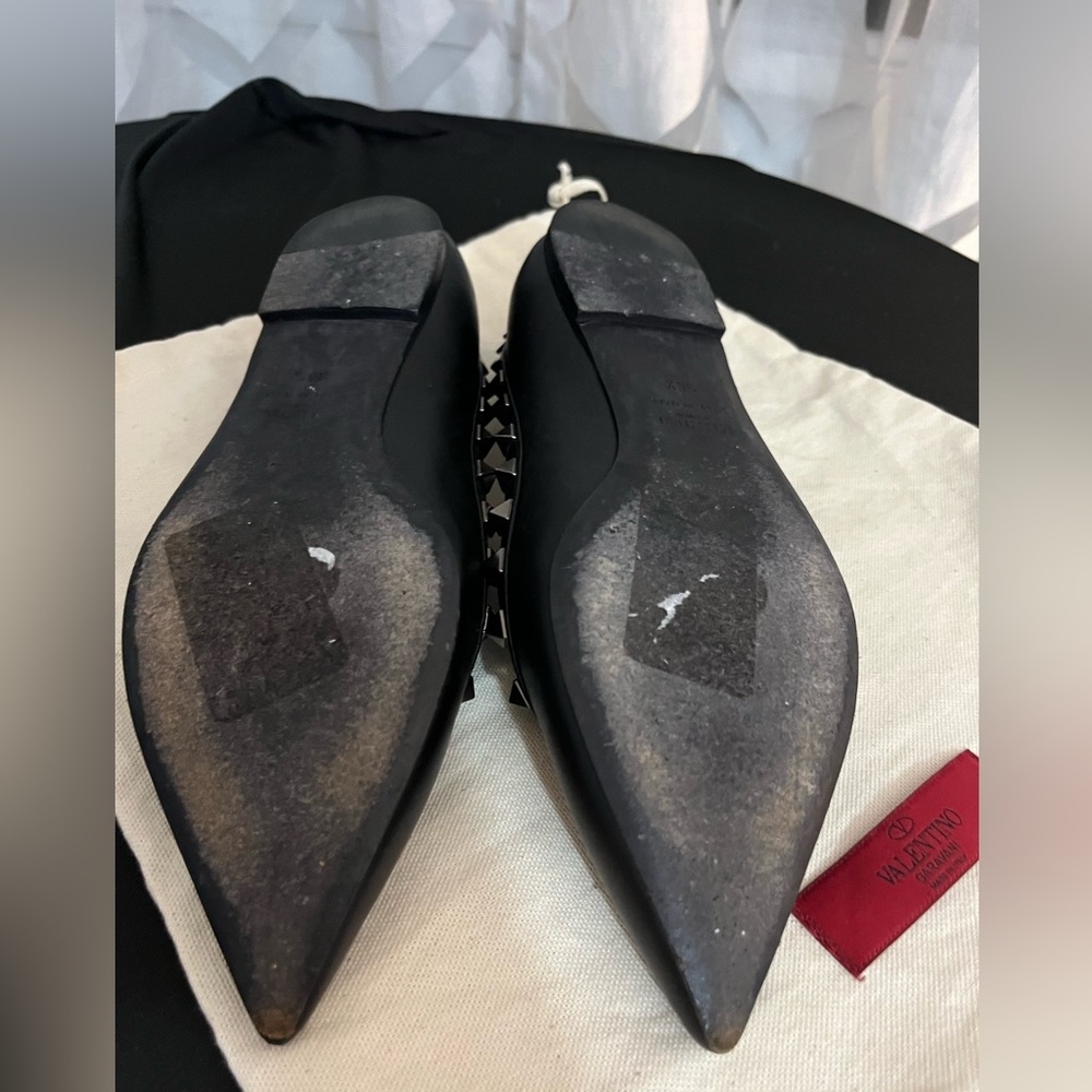 Valentino Noir Women’s Black Leather Gunmetal Rock Stud Pointed Toe Flats - Picture 6 of 7